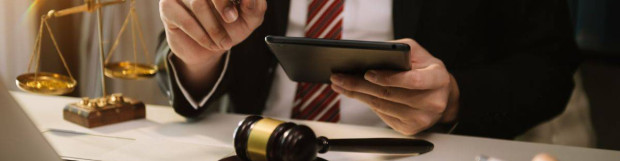 How Document Management Transforms Law Firms: Expert Guide