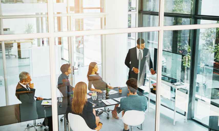 How Document Management Software Helps Insurance Companies Manage Claims and Customer Documents